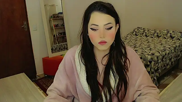 Snapshot of Sophie_Fantasys chatting on 06-15-26, 03:25 Sophie Fantasys online show from 06-15-26, 03:25
