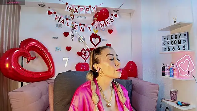 EvelinaGrey online show from 02-15-26, 08:05