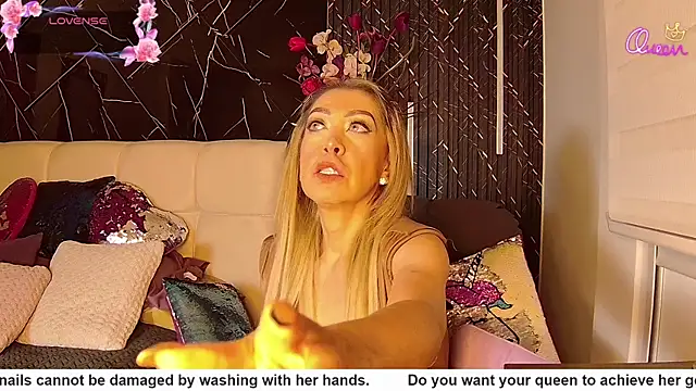 EvelinaGrey online show from 05-13-26, 11:40