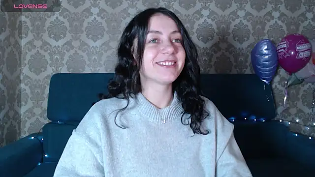 Louise Lavender online show from 02-05-25, 04:27