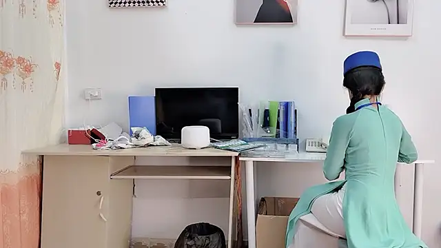 Snapshot of Mono-Stewardesss chatting on 02-03-26, 02:11 Mono-Stewardesss online show from 02-03-26, 02:11