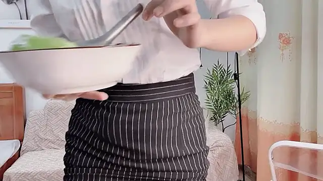 Snapshot of Mono-Stewardesss chatting on 04-06-26, 03:15 Mono-Stewardesss online show from 04-06-26, 03:15