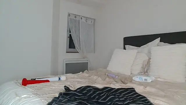 Pinpussyflower online show from 02-03-25, 06:28