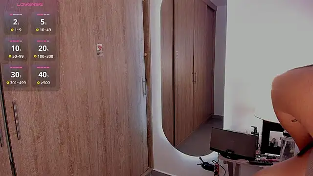 Snapshot of KattyPortman chatting on 11-30-25, 02:26 KattyPortman online show from 11-30-25, 02:26