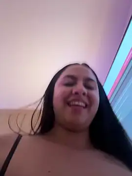 Snapshot of KattyPortman chatting on 12-21-25, 02:19 KattyPortman online show from 12-21-25, 02:19