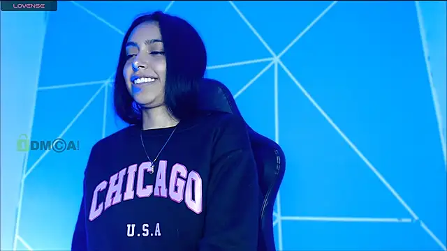 lilylouisee online show from 10-16-25, 10:00