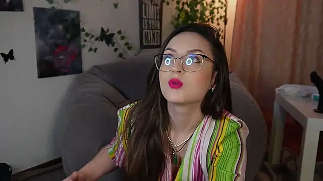 NaughtYHomemadE online show from 01-12-25, 06:27