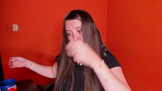 Snapshot of Daivis_17 chatting on 11-03-25, 06:14 Daivis 17 online show from 11-03-25, 06:14