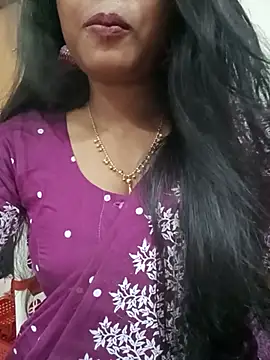 Snapshot of Anusri- chatting on 07-03-26, 05:52 Anusri- online show from 07-03-26, 05:52