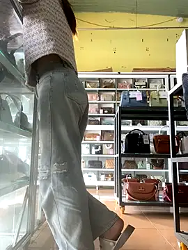 Snapshot of Rosa_998 chatting on 11-24-25, 01:16 Rosa 998 online show from 11-24-25, 01:16