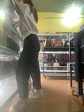 Snapshot of Rosa_998 chatting on 02-26-26, 12:42 Rosa 998 online show from 02-26-26, 12:42