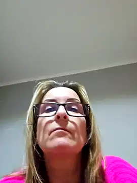 Snapshot of Steffi45 chatting on 02-24-26, 09:13 Steffi45 online show from 02-24-26, 09:13