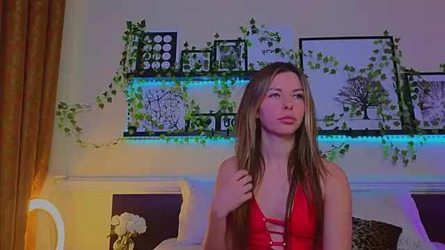 Snapshot of Real_Tini chatting on 01-13-25, 01:49 Real Tini online show from 01-13-25, 01:49