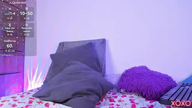 Snapshot of honeykitty_777 chatting on 07-23-26, 03:04 honeykitty 777 online show from 07-23-26, 03:04