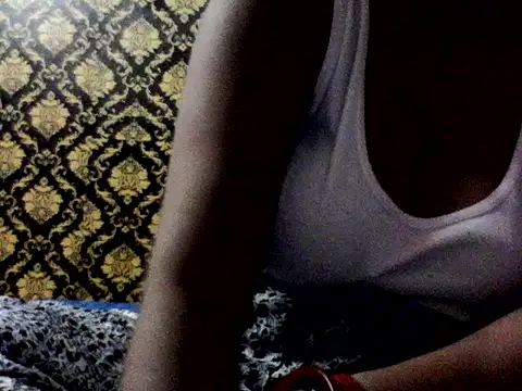 Crezy-Queen01 online show from 07-10-26, 07:27