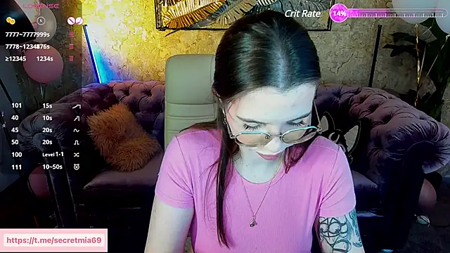 Snapshot of SecretDesireMe chatting on 02-20-25, 03:08 SecretDesireMe online show from 02-20-25, 03:08