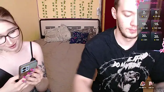 Snapshot of Emma_and_Tyller chatting on 02-25-25, 10:58 Emma and Tyller online show from 02-25-25, 10:58