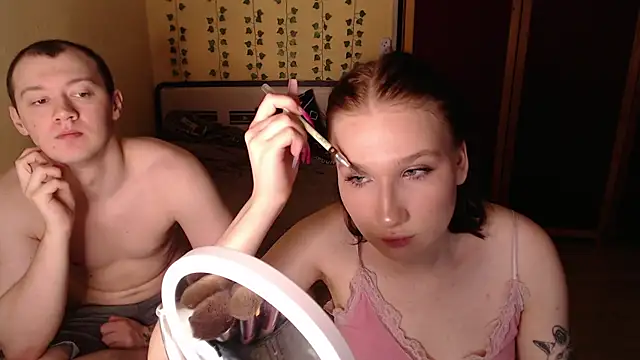 Snapshot of Emma_and_Tyller chatting on 02-27-25, 06:53 Emma and Tyller online show from 02-27-25, 06:53