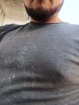 Bartolito001 online show from 11-30-25, 07:29