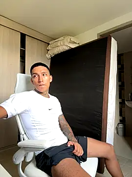 sendfer online show from 10-28-25, 08:22