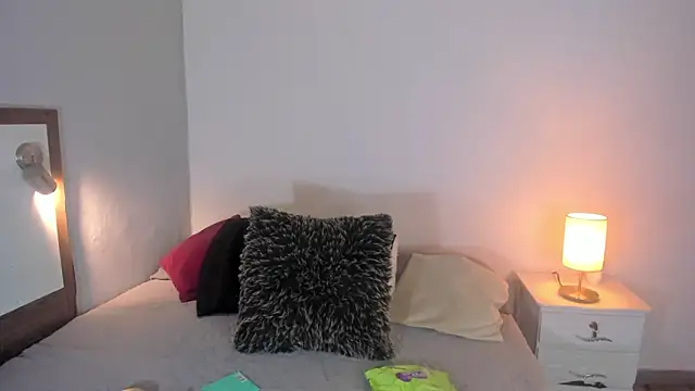 MELISSA ALVAREZ online show from 02-17-25, 09:46