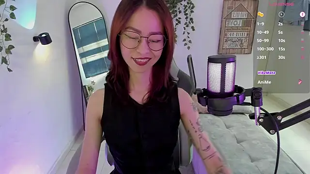 Snapshot of rosse_98_ chatting on 02-16-25, 03:05 rosse 98 online show from 02-16-25, 03:05