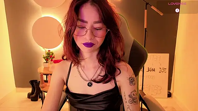 Snapshot of rosse_98_ chatting on 02-23-26, 12:24 rosse 98 online show from 02-23-26, 12:24