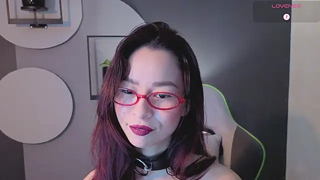 Snapshot of rosse_98_ chatting on 07-06-26, 03:03 rosse 98 online show from 07-06-26, 03:03