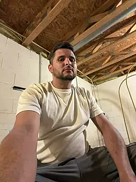 javierxxx28 online show from 03-22-26, 08:40