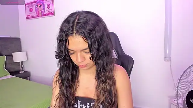 Megan Miles02 online show from 12-20-25, 11:12