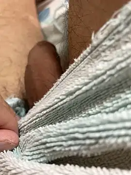 Snapshot of SuperHardBoy12 chatting on 02-18-25, 06:26 SuperHardBoy12 online show from 02-18-25, 06:26