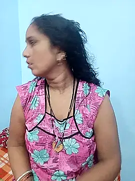 reemacouple007 online show from 10-28-25, 06:06