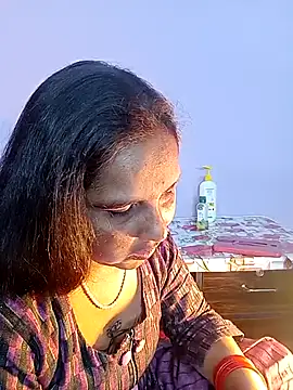 reemacouple007 online show from 02-02-26, 08:13