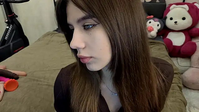 dolly ll online show from 04-18-26, 01:26