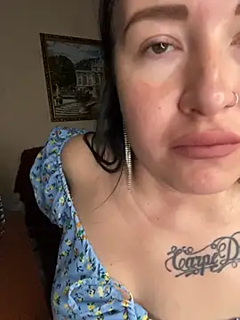 Roxana Bell online show from 04-16-26, 09:39