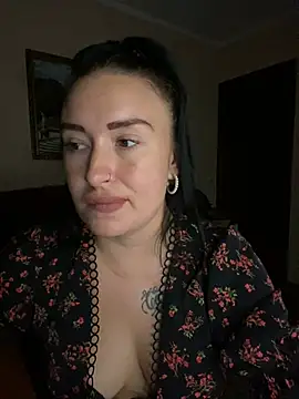 Roxana Bell online show from 07-15-26, 06:57