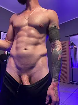 MachineDien online show from 05-19-26, 03:35