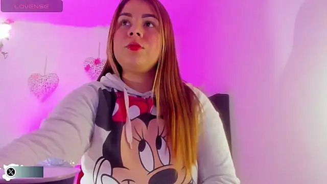 Snapshot of little_tifanny82 chatting on 10-01-25, 09:43 little tifanny82 online show from 10-01-25, 09:43