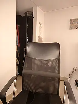 tata laima   online show from 03-11-25, 05:35