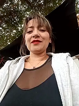 Snapshot of tata_laima__ chatting on 05-20-26, 02:23 tata laima online show from 05-20-26, 02:23