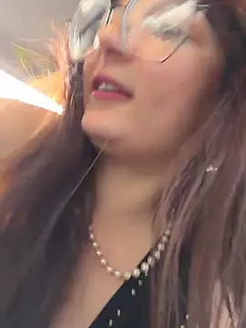 Snapshot of urpuppymoon chatting on 03-04-26, 10:16 urpuppymoon online show from 03-04-26, 10:16