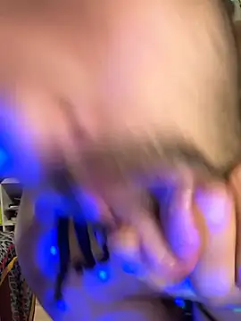 BobbyQ29 online show from 11-27-25, 04:47