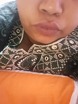 Ravina patil1 online show from 10-08-25, 05:21