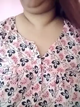Ravina patil1 online show from 04-28-26, 05:12