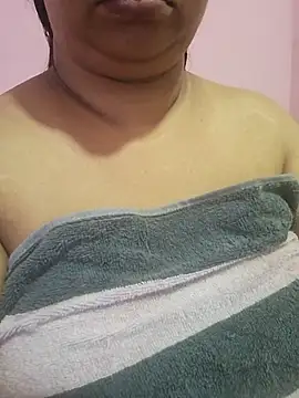 Ravina patil1 online show from 06-28-26, 04:07