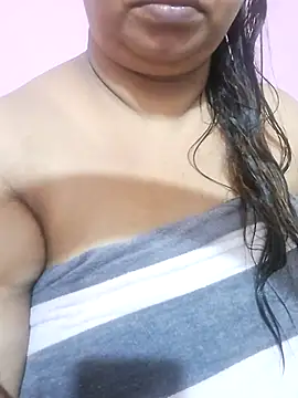 Ravina patil1 online show from 07-18-26, 03:54