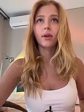 LunaRase online show from 03-14-26, 09:26