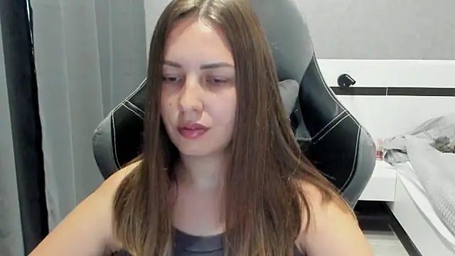 Mia shy1 online show from 07-24-26, 03:21