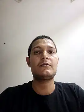 Snapshot of daddylove87 chatting on 09-12-25, 12:27 daddylove87 online show from 09-12-25, 12:27