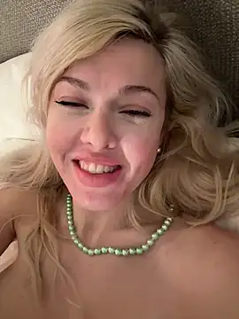 Snapshot of propertyofdaddy chatting on 03-17-25, 07:24 propertyofdaddy online show from 03-17-25, 07:24